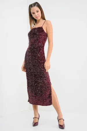 Rochie cu paiete si slituri laterale