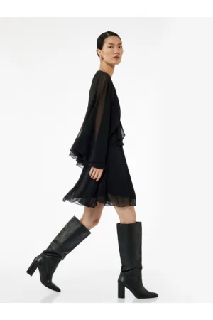 Rochie cu tul si maneci tip liliac