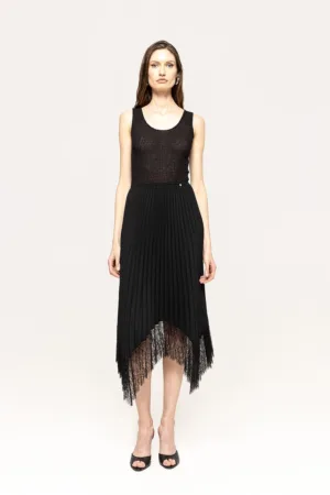 Rochie de bumbac organic cu pliuri si garnituri de dantela