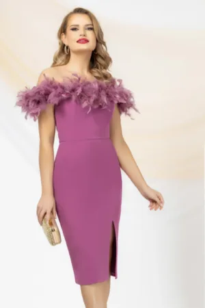 Rochie de ocazie Pretty Girl mov cu pene si umerii goi