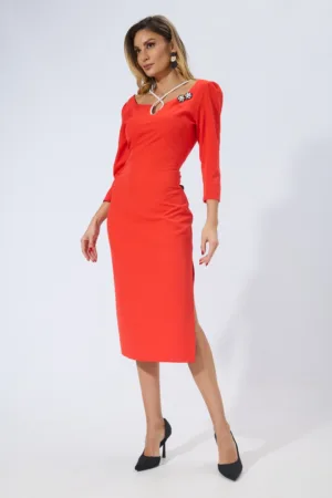 Rochie de ocazie cu bretele subtiri si crepeu Ninette Corai