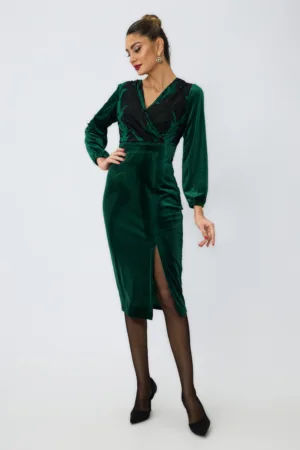 Rochie de ocazie din catifea cu decolteu petrecut si crepeu in fata Moze Brittany Verde