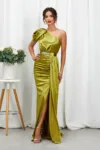 Rochie de ocazie din licra satinat tip one shoulder Perfection Fistic