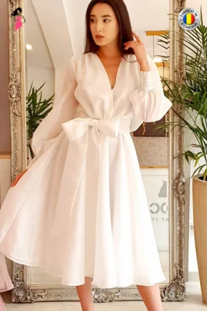 Rochie de ocazie din organza alba usor sidefata