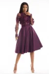 Rochie de ocazie din tafta mov in clos cu partea superioara din broderie 3D