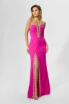 Rochie de ocazie premium cu strass-uri si umerii goi Indilla Fucsia