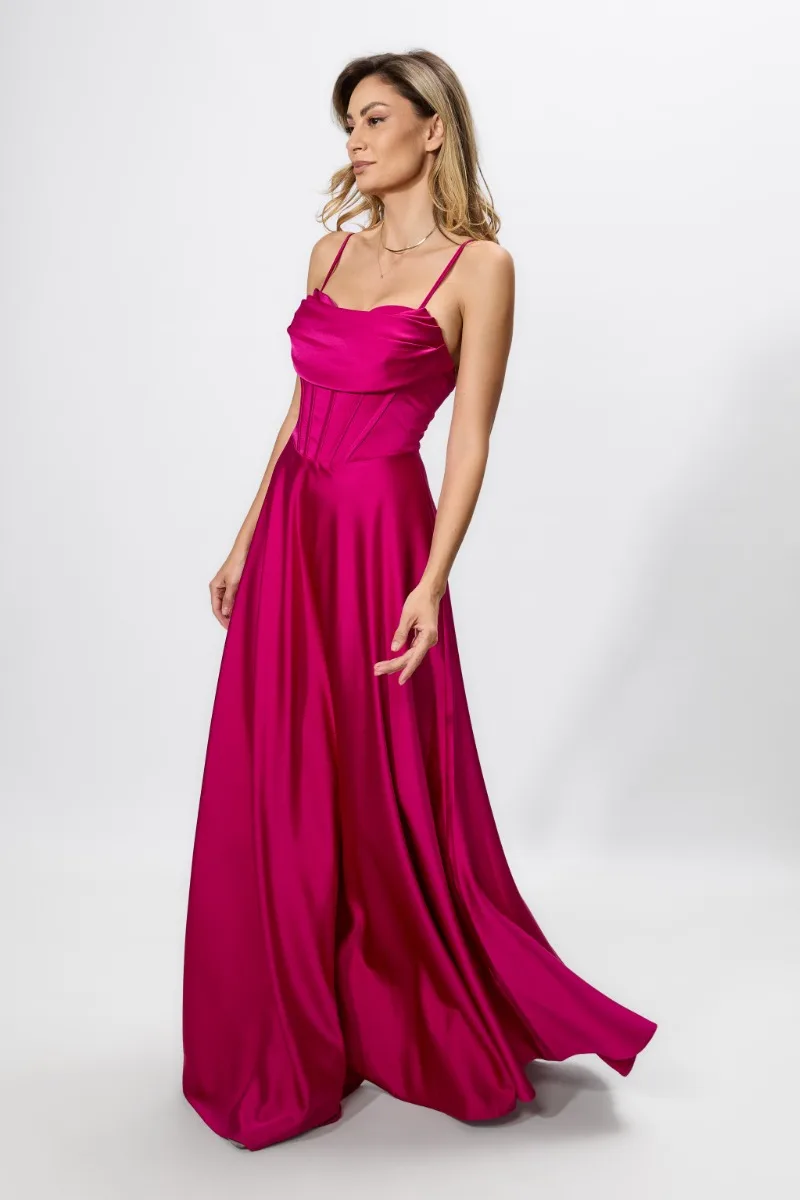 Rochie de ocazie premium in clos cu bretele subtiri Kalantra Fucsia