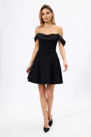 Rochie de ocazie premium in clos cu volan peste bust Ildiko Neagra