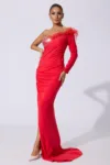 Rochie de ocazie premium tip one shoulder cu strass-uri si pene Fontaine Rosie