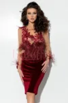 Rochie de seara din catifea bordo cu centura din pene