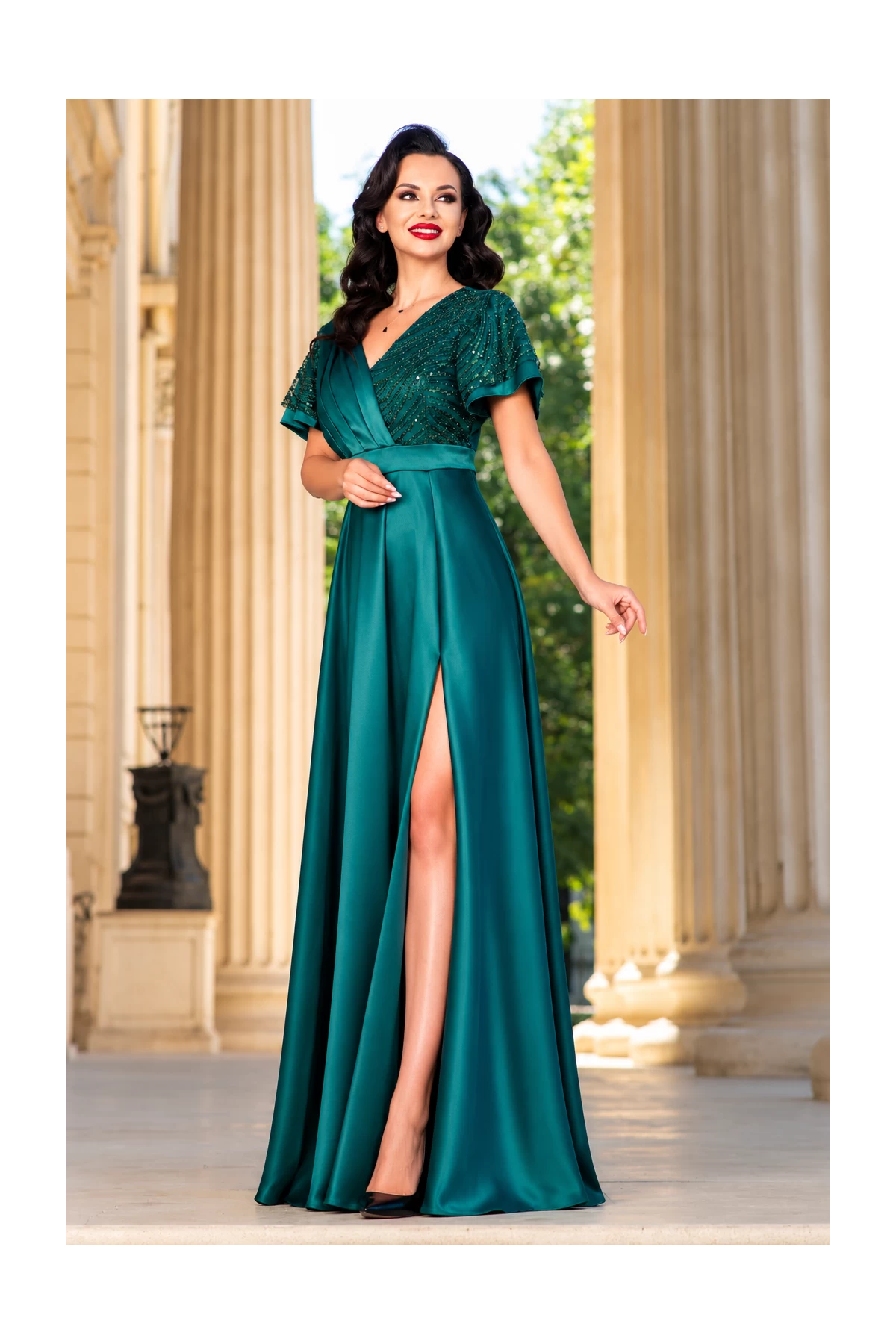 Rochie de seara lunga verde Carmen cu maneci fluture