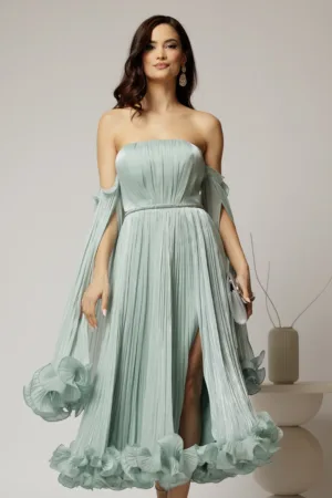 Rochie de seara verde mint cu volanase din voal cu pelicula si maneci detasabile