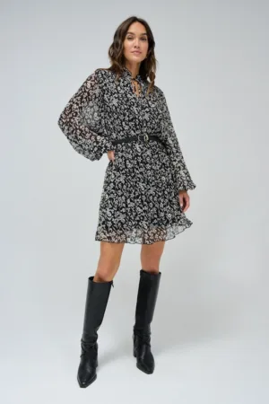 Rochie de sifon cu o curea