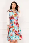 Rochie de zi Agapia in clos cu print multicolor si maneci cu volanas