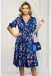 Rochie de zi eleganta albastra in clos cu imprimeu paisley