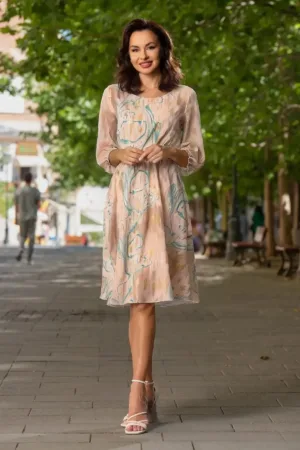 Rochie de zi in clos Inga bej cu insertii aurii si imprimeu turquoise