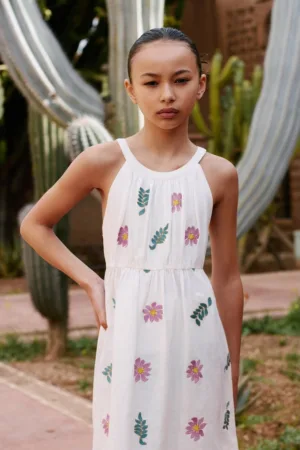 Rochie din amestec de bumbac cu broderii