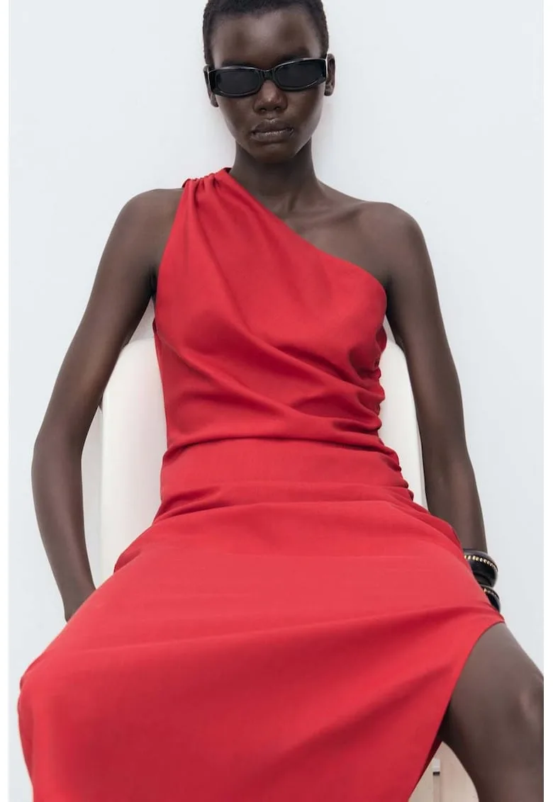 Rochie din amestec de in cu decolteu pe un umar si slit lateral