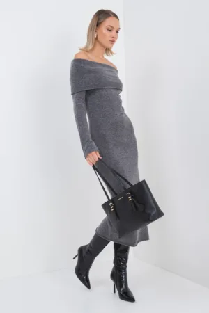 Rochie din amestec de lana cu decolteu pe umeri