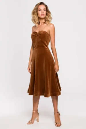 Rochie din catifea cu corset si fusta intarita -