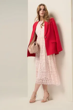 Rochie din dantela cu croiala in A