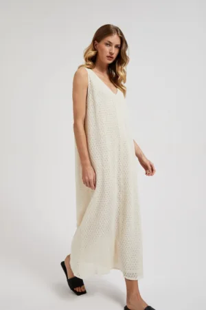 Rochie din dantela cu decolteu in V bej