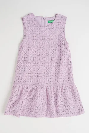 Rochie din dantela cu terminatie cu volane