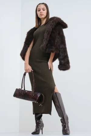 Rochie din tricot cu slit lateral - fara maneci