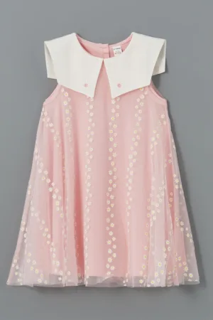 Rochie din tul cu guler patrat
