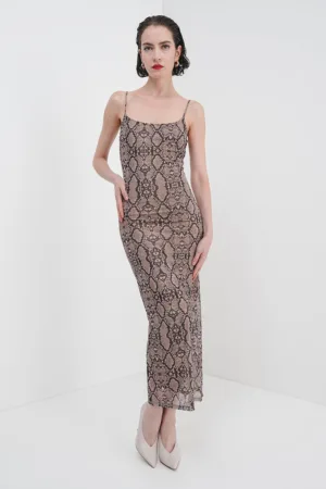 Rochie dreapta cu animal print si decolteu patrat