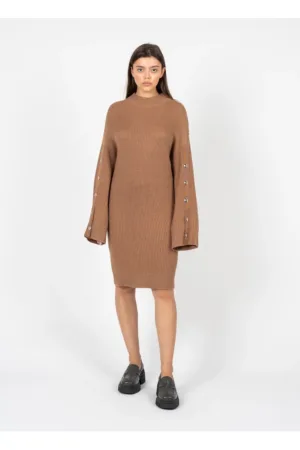 Rochie dreapta cu maneci cazute -