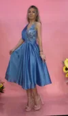 Rochie eleganta bleu vaporoasa cu broderie in partea superioara