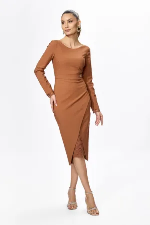 Rochie eleganta cu model petrecut si insertii din dantela Karlina Maro