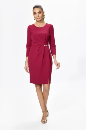 Rochie eleganta cu pliuri si detaliu auriu cu perle in talie Pya Marsala