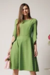 Rochie eleganta din stofa verde lime cu maneci evazate petrecute