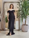Rochie eleganta din tafta neagra cu falduri in lateral si umar cazut