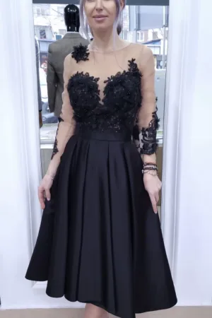 Rochie eleganta din tafta prevazuta cu broderie florala si perle