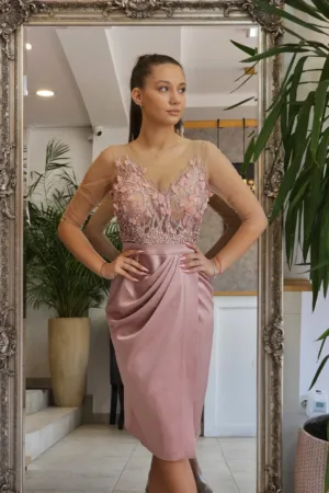 Rochie eleganta din tafta roz prafuit cu broderie pretioasa in pareta superioara