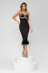 Rochie eleganta midi cu pene la baza si cupe satinate