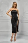 Rochie eleganta neagra din tafta cu slit pe picior si broderie