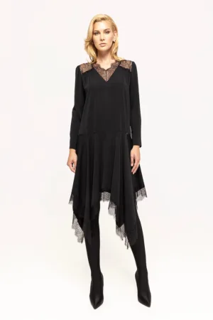 Rochie evazata asimetrica