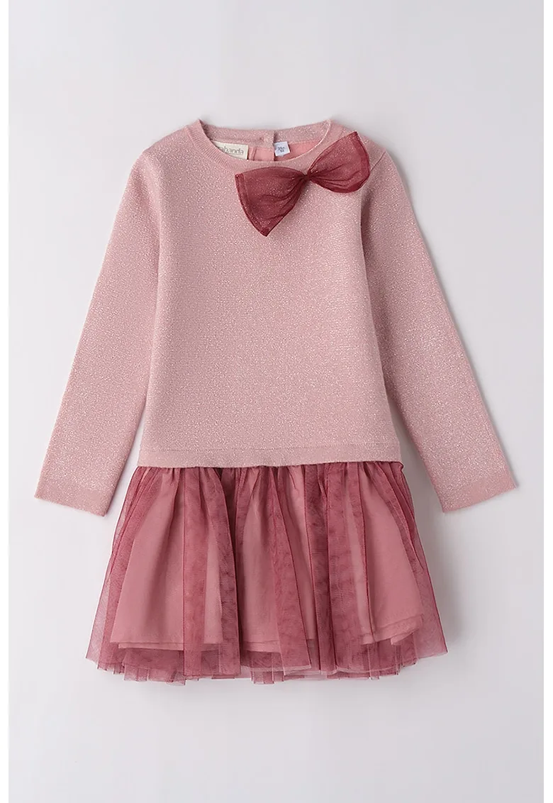 Rochie evazata cu aplicatie cu tul