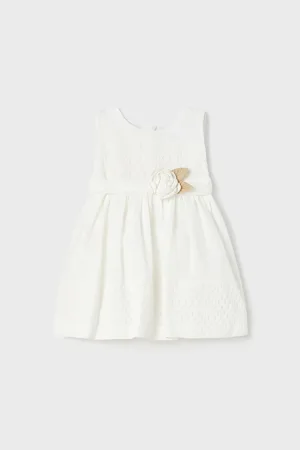 Rochie evazata cu aplicatie florala
