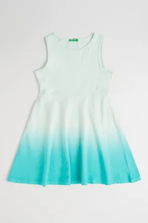 Rochie evazata cu aspect in degrade