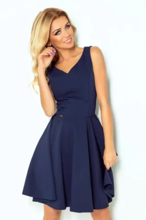 Rochie evazata cu decolteu in forma de inima -