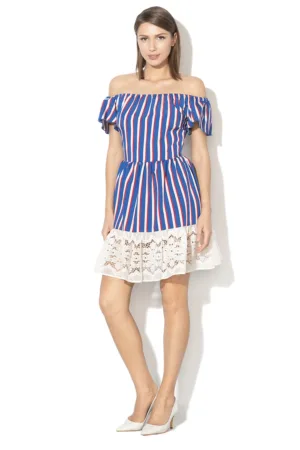 Rochie evazata cu garnitura de dantela sangallo