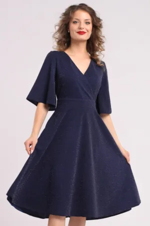 Rochie evazata cu maneci clopot