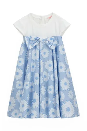 Rochie evazata cu model floral si aplicatie cu funda