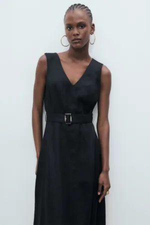 Rochie evazata de in cu o curea