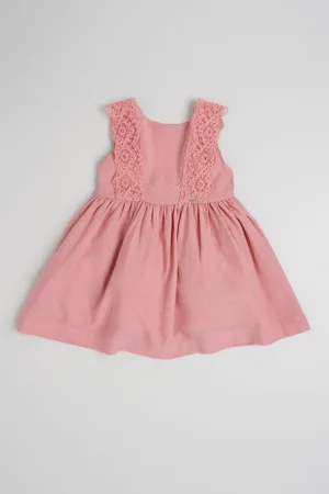 Rochie evazata din amestec de in cu detalou floral brodat